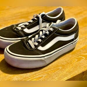 Women’s platform Vans. Size 7